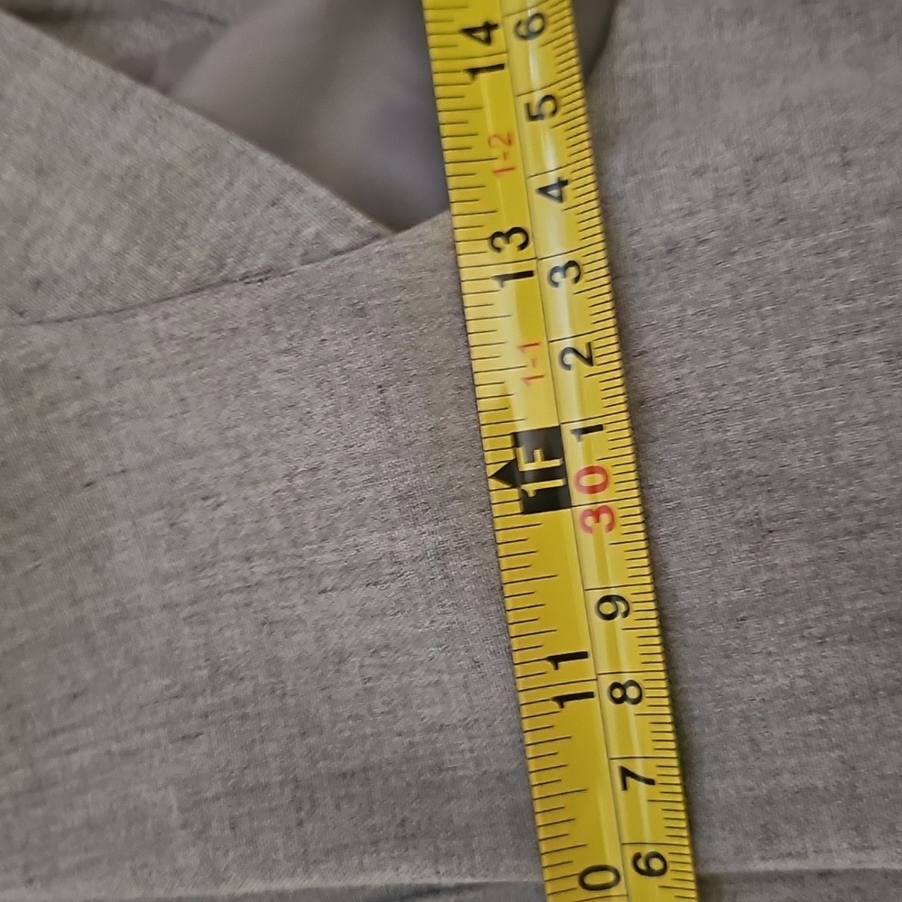 Calvin Klein Claassic Dress, Cap Sleeve, Belted, Gray.  Women's, Size 4P - Picture 12 of 13